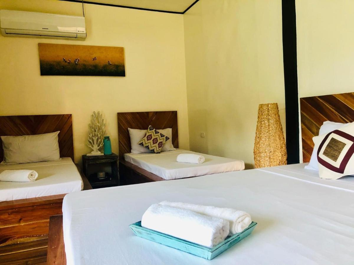 Hotel Keira Backpackers El Nido Exterior foto