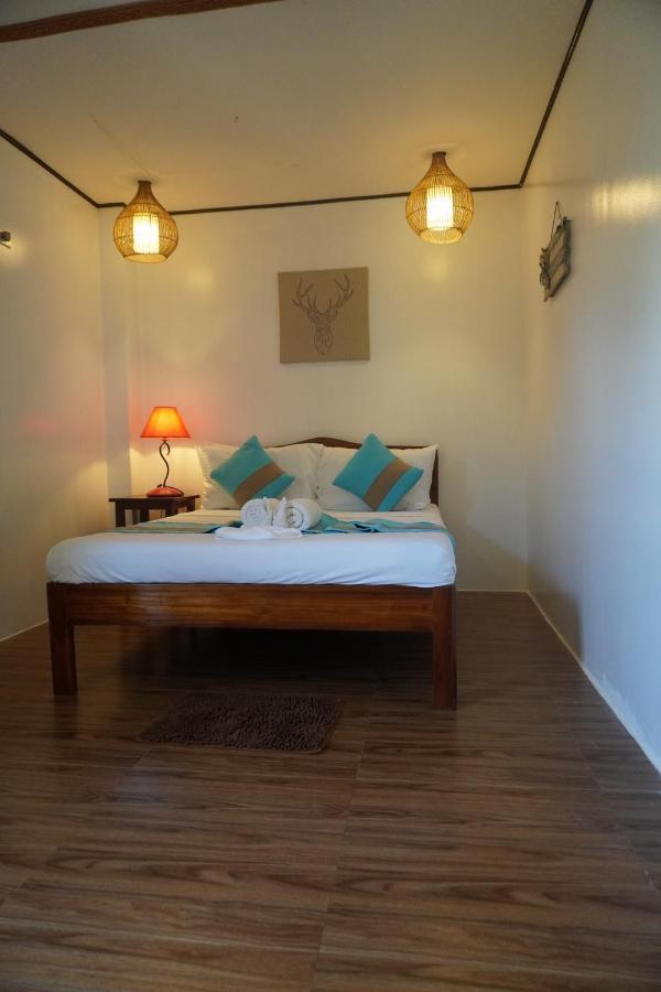 Hotel Keira Backpackers El Nido Exterior foto