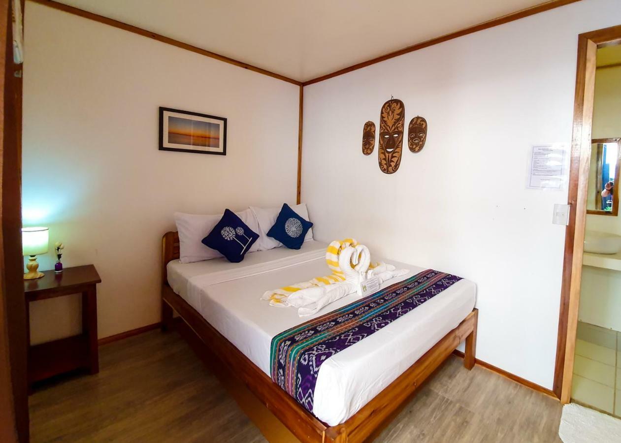 Hotel Keira Backpackers El Nido Exterior foto
